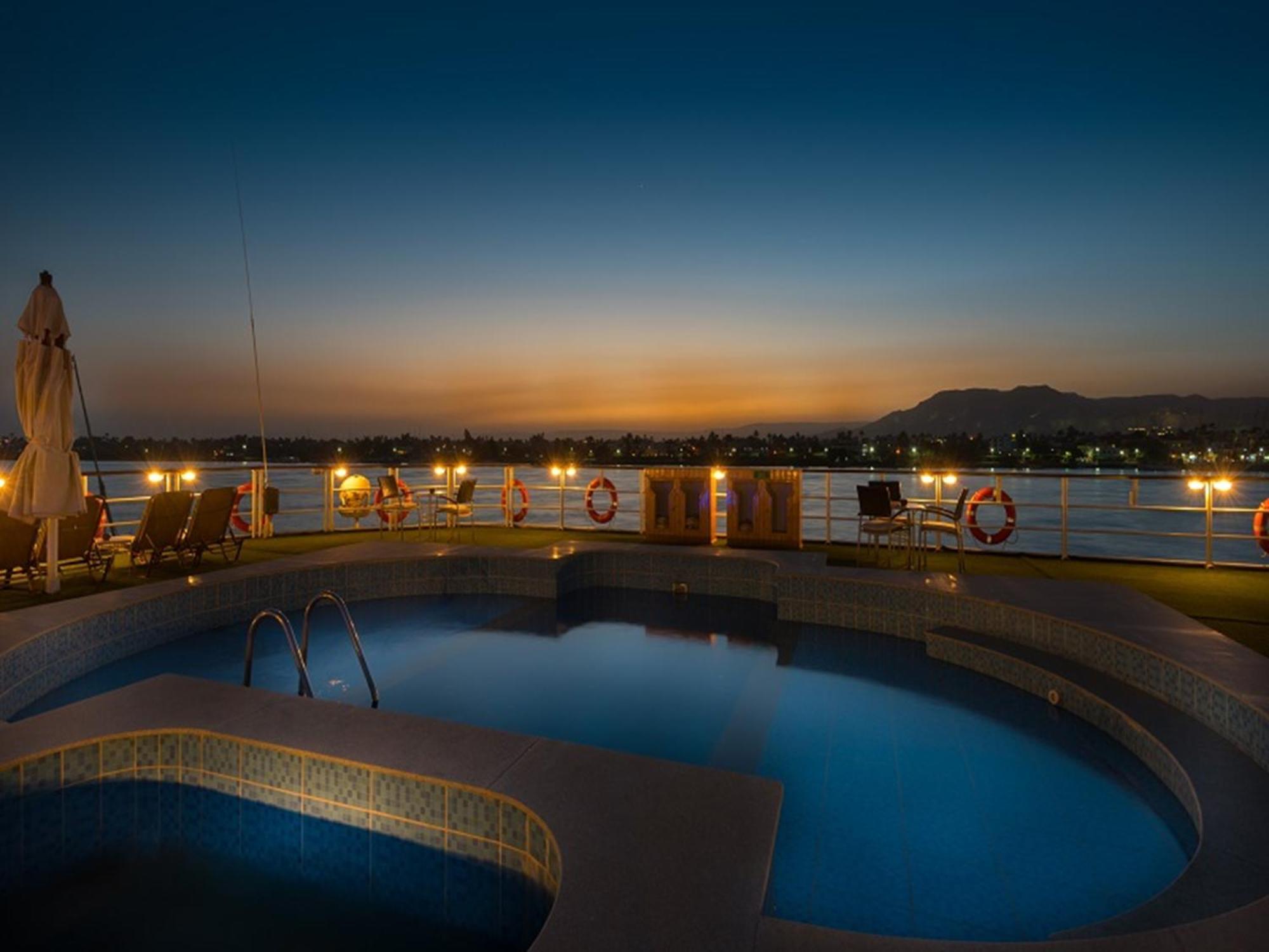 Steigenberger Regency Nile Cruise - Every Saturday From Luxor For 07 & 04 Nights - Every Wednesday From Aswan For 03 Nights エクステリア 写真